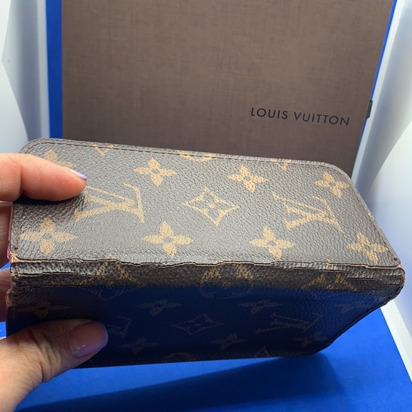 💜 Louis Vuitton monogram iPhone case pink interior 3/5 - Picture 6 of 14